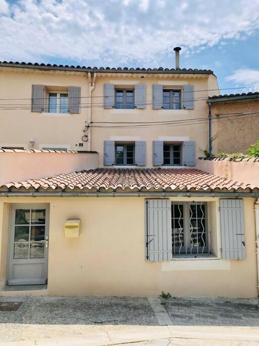 Logement Neuf, Tout Confort, Au Coeur Du Village Saint Didier  Exterior foto